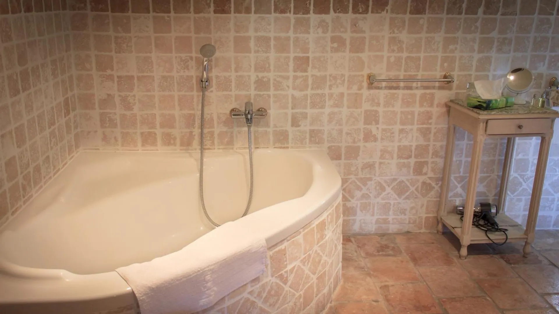 Hotel Les Carmes&spa Le Thor