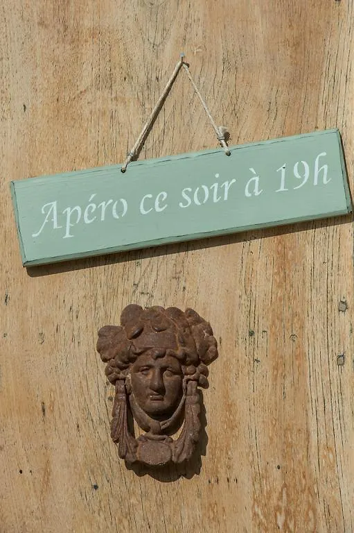 Les Carmes&spa Le Thor 3*,