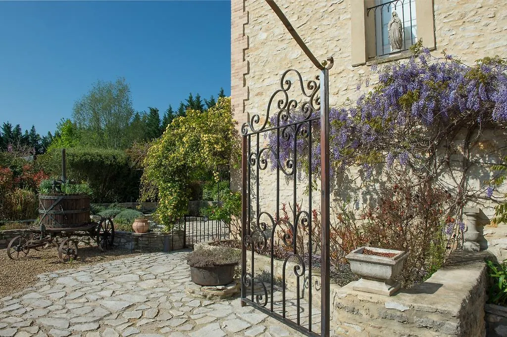 Les Carmes&spa Le Thor 3*,