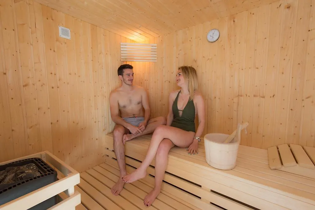 Les Carmes&spa Le Thor Hotel